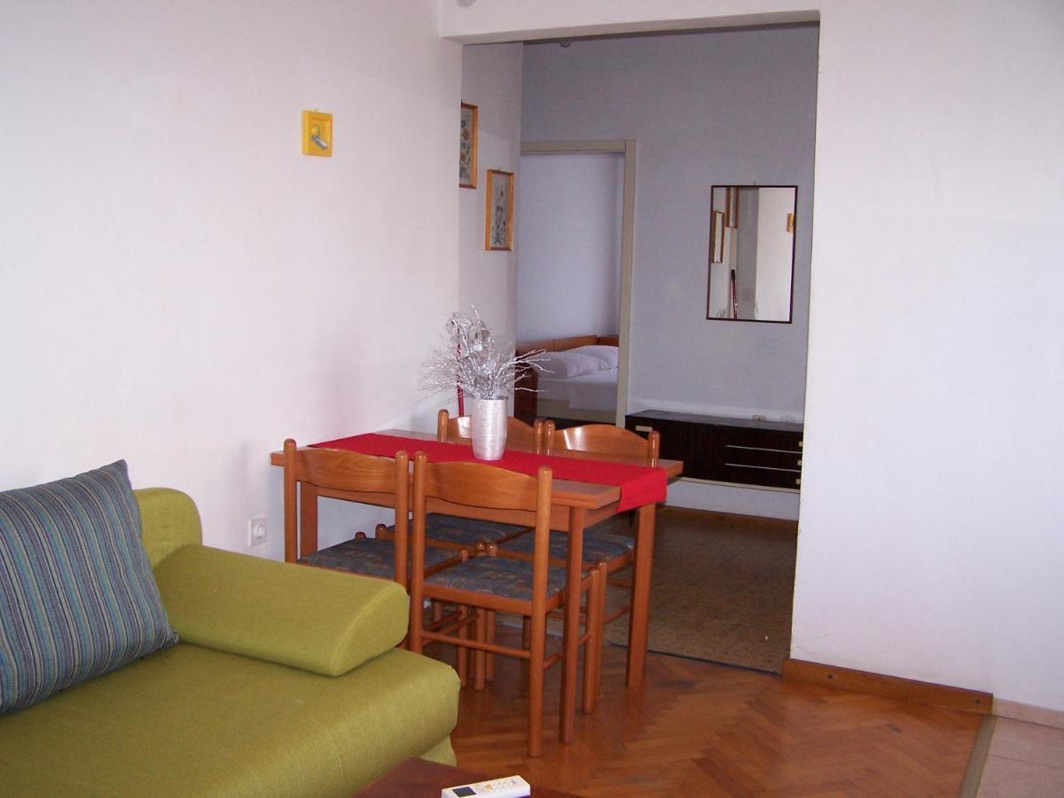 Apartments Sestan Novalja Exterior photo